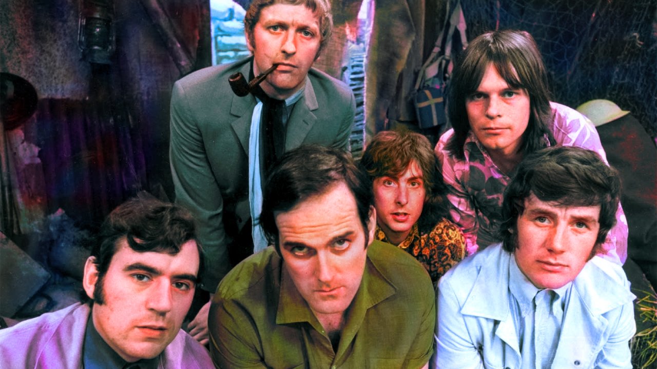 Monty Python’s Flying Circus 1. Sezon 1. Bölüm